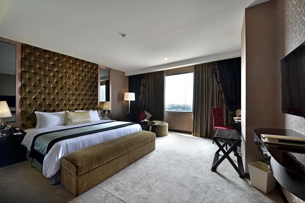 Hotel Amaroossa Grande Bekasi Exterior foto