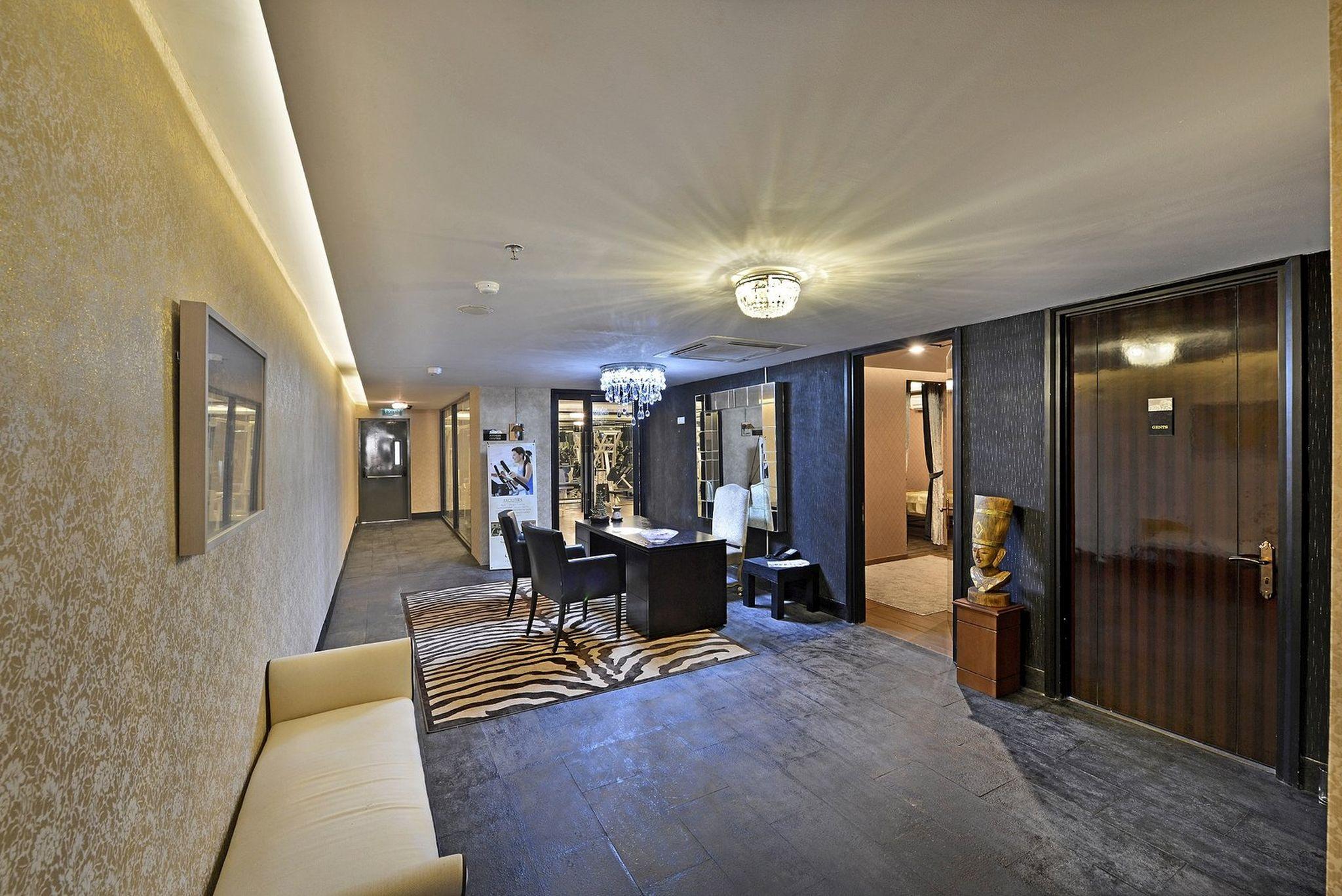 Hotel Amaroossa Grande Bekasi Exterior foto