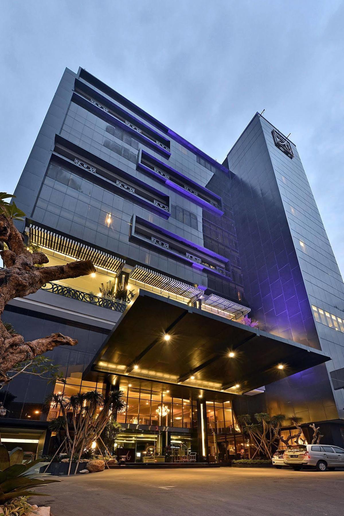 Hotel Amaroossa Grande Bekasi Exterior foto